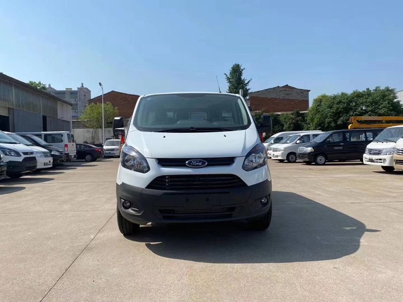 福特新全順殯葬服務(wù)車（柴油短軸）圖片2