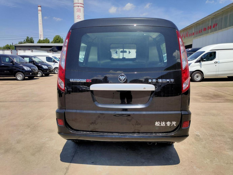 福田G5 2.0 殯葬車(chē)圖片5
