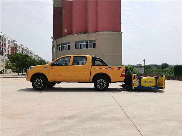 江鈴皮卡防撞緩沖車圖片4