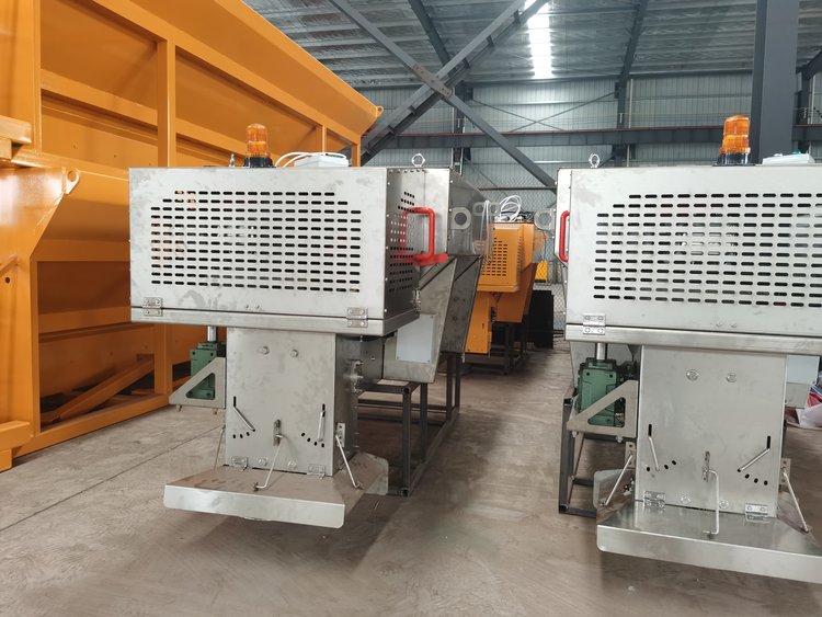 國六大通皮卡除雪車 前置2.3米除雪車后置1方不銹鋼融雪撒布機(jī)圖片5