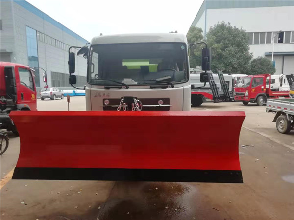 除雪車(chē) 多功能除雪車(chē) 除雪鏟備品備件充足 大量供應(yīng)