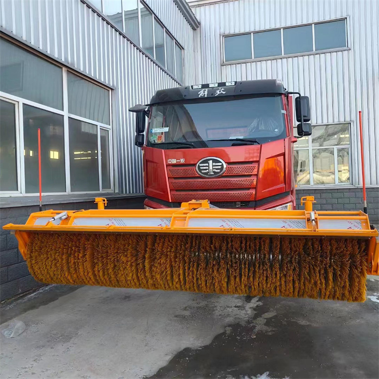 除雪設(shè)備 除雪滾 車載掃雪滾刷 冬季自帶動(dòng)力除雪滾圖片3