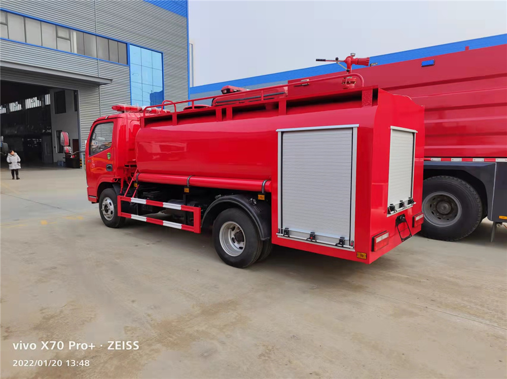 慶鈴五十鈴消防灑水車7噸圖片2