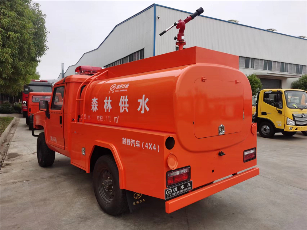 越野消防供水車圖片3