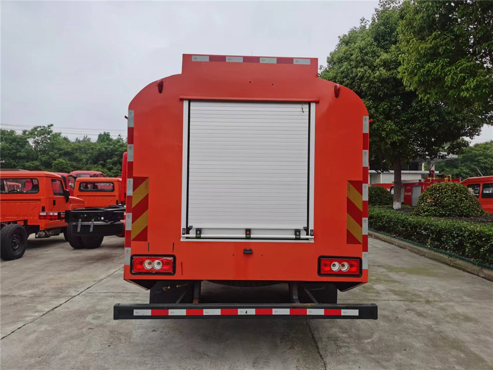 越野消防供水車圖片4